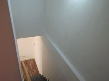 Dúplex a 2 cuadras de la estación y transporte - ¡Imperdible