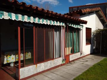 Casa de 3 Ambientes en Ciudad Jardín en excelente estado