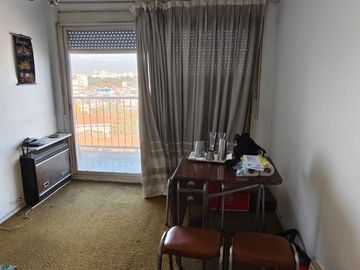 Excelente Dpto 2 Amb A Modernizar Fte C/balcón 39 Mts Donado 800. V Urquiza