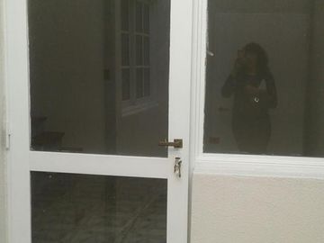 PH 2 AMBIENTES EN DUPLEX CON  PATIO, BAJAS EXPENSAS