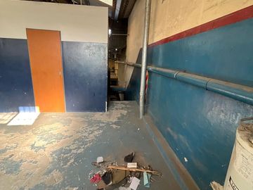 ALQUILER Excelente Galpón de 560 m² - Villa Madero ZONIFICACION M.I (mixta industrial)