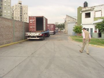 Exelente galpon en alquiler