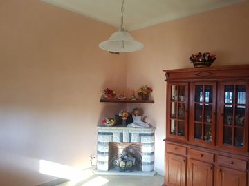 HERMOSO CHALET AL FRENTE, LLAVALLOL