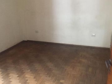 DPTO TIPO CASA 3 AMB. C/GARAGE PARA 2 VEHÍCULOS