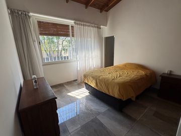 Casa 5 Ambientes con Quincho y Terraza