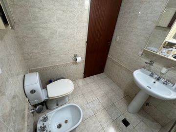 Casa 5 Ambientes con Quincho y Terraza