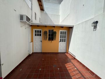 Casa 5 Ambientes con Quincho y Terraza
