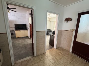 Casa 5 Ambientes con Quincho y Terraza