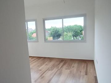 Excelente departamento a estrenar en el centro de Moreno