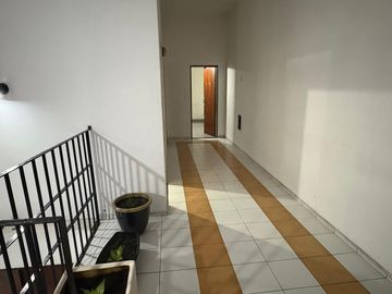3 OFICINAS AGRUPADAS USO PROFESIONAL MORON 85 M2