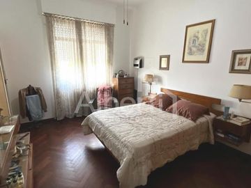 VENTA CHALET PH DE ESTILO 6 AMBIENTES EN HAEDO.