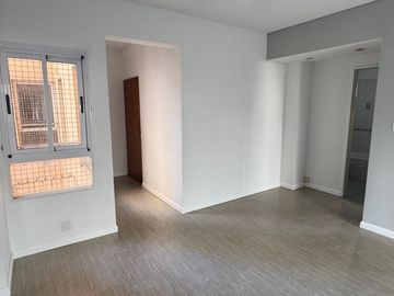 Semipiso 2 ambientes impecable Apto Credito