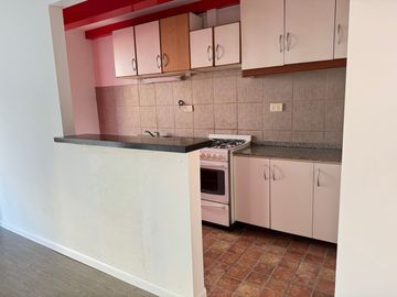 Semipiso 2 ambientes impecable Apto Credito