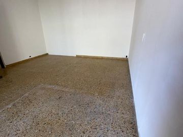 Importante oficina en alquiler