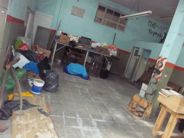 CASA 3 AMB. + DEPTO DE 3 AMB. + GALPON p/INDUSTRIA -  MADARIAGA AL 3900 - SAN JUSTO - La Matanza