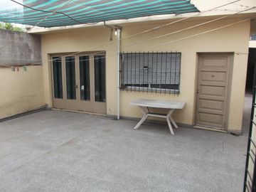CASA 3 AMB. + DEPTO DE 3 AMB. + GALPON p/INDUSTRIA -  MADARIAGA AL 3900 - SAN JUSTO - La Matanza
