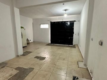 ALQUILER LOCAL/GALPON 100 MT2 - CABILDO 754 - VILLA MADERO