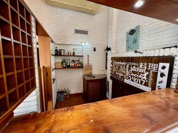 HERMOSO CHALET DE 7 AMB EN COUNTRY EL PARAISO