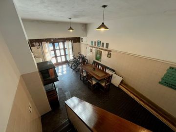 HERMOSO CHALET DE 7 AMB EN COUNTRY EL PARAISO