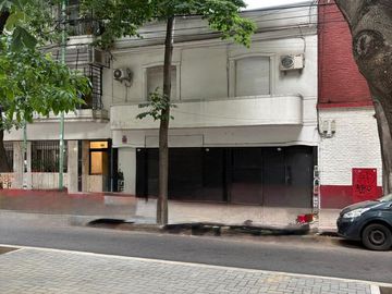 SE VENDE PH TRIPLEX AL FRENTE