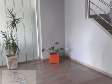 Alvear 355 / Lomas De Zamora / 1C
