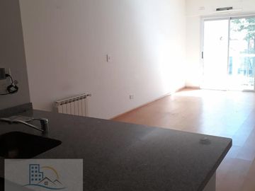 Alvear 355 / Lomas De Zamora / 1C