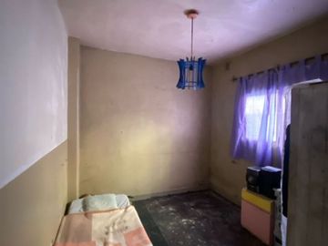 CASA PH DE 3 AMBIENTES A REFFACIONAR - MORON NORTE