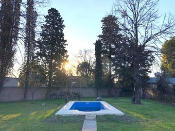 Quinta 3 Ambientes En Venta - Francisco Alvarez, Moreno