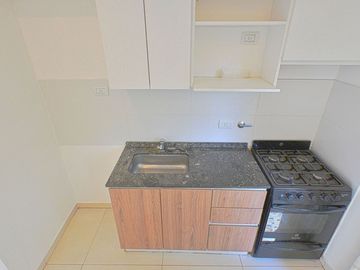Venta Triplex 4 Ambientes Con Cochera Y Parrilla En Ciudad Jardin