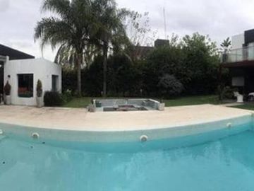 Hermosa casa de 5 amb