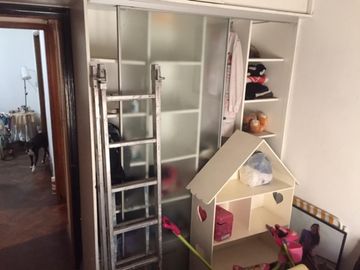 Departamento 3 ambientes al frente con balcón, zona Parque Patricios