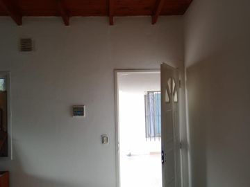 Dos casas sobre un mismo lote, en esquina