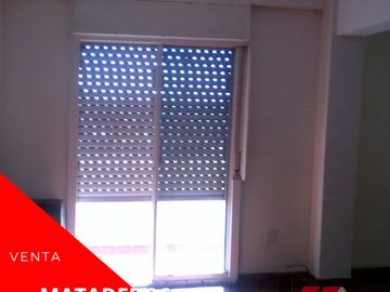 Departamento a la venta en Mataderos