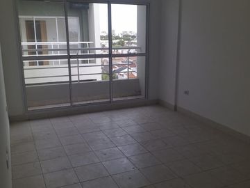 MONOAMBIENTES AMPLIOS Y LUMINOSOS ,  EXCELENTE UBICACION , A METROS DEPLAZA DON BOSCO/HOSPITAL VELEZ SARFIELD