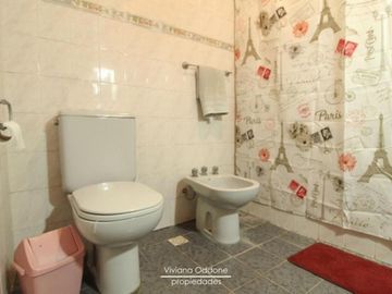 Casa en Venta Castelar con amplio parque
