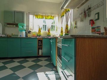 Casa en Venta Castelar con amplio parque