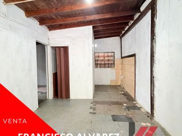 VENTA DE CASA Y DEPARTAMENTO EN CENTRO DE FRANCISCO ALVAREZ