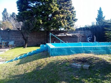 CASA QUINTA EN GONZALEZ CATAN