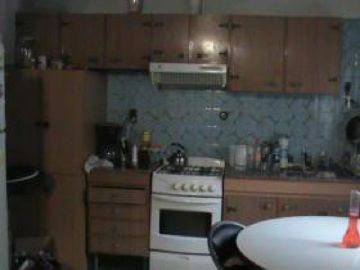 Chalet de 6 ambientes, apto a crédito.