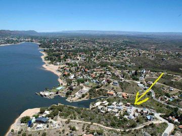 Lote con costa al lago San Roque, en Villa del Lago. Carlos Paz