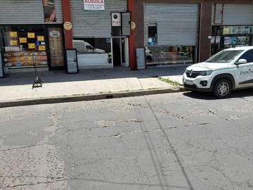 Excelente local comercial en alquiler