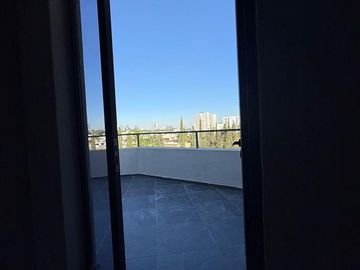 Oficina/ Consultorios  en renta en Prados Providencia