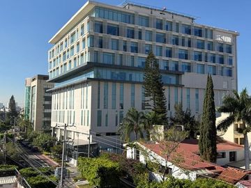 Oficina/ Consultorios  en renta en Prados Providencia