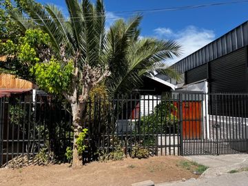 Casa en Arriendo en ARRIENDO CASA MAIPU/  METRO SANTIAGO BUERAS