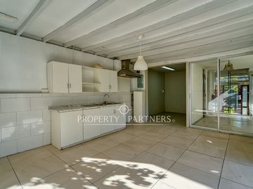 Venta Casa familiar con patio para remodelar en Ñuñoa