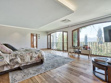 Condominio con cancha de golf y seguridad en Piedra Roja