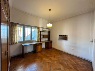 VENTA DEPARTAMENTO 4 AMBIENTES CON TERRAZA