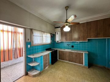 VENTA DEPARTAMENTO 4 AMBIENTES CON TERRAZA