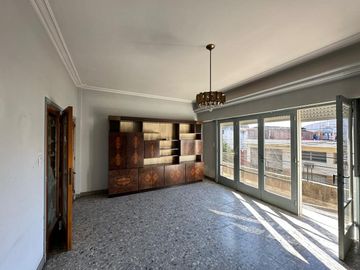 VENTA DEPARTAMENTO 4 AMBIENTES CON TERRAZA