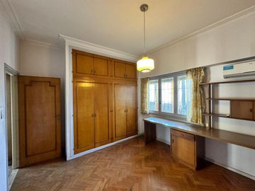 VENTA DEPARTAMENTO 4 AMBIENTES CON TERRAZA